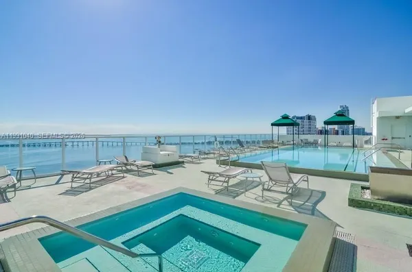 $3,300 | 218 Southeast 14th Street, Unit 1007, Miami, FL 33131
