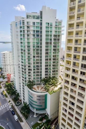 218 Southeast 14th Street, Unit 1007 Miami, FL 33131 - Photo 28 of 32