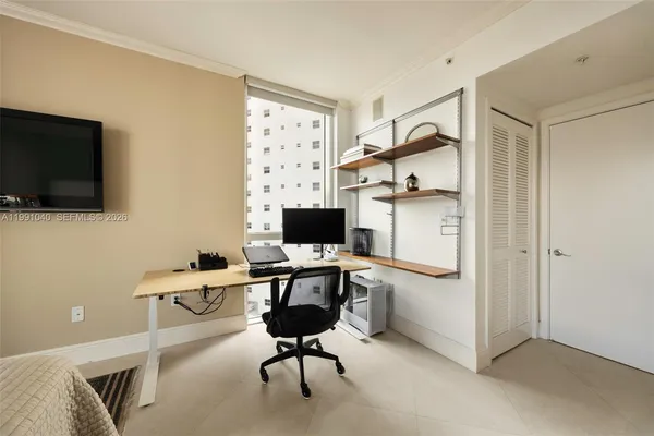 $3,400 | 218 Southeast 14th Street, Unit 1007, Miami, FL 33131