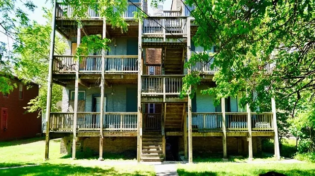 $400,000 | 5639 South Princeton Avenue, Chicago, IL 60621