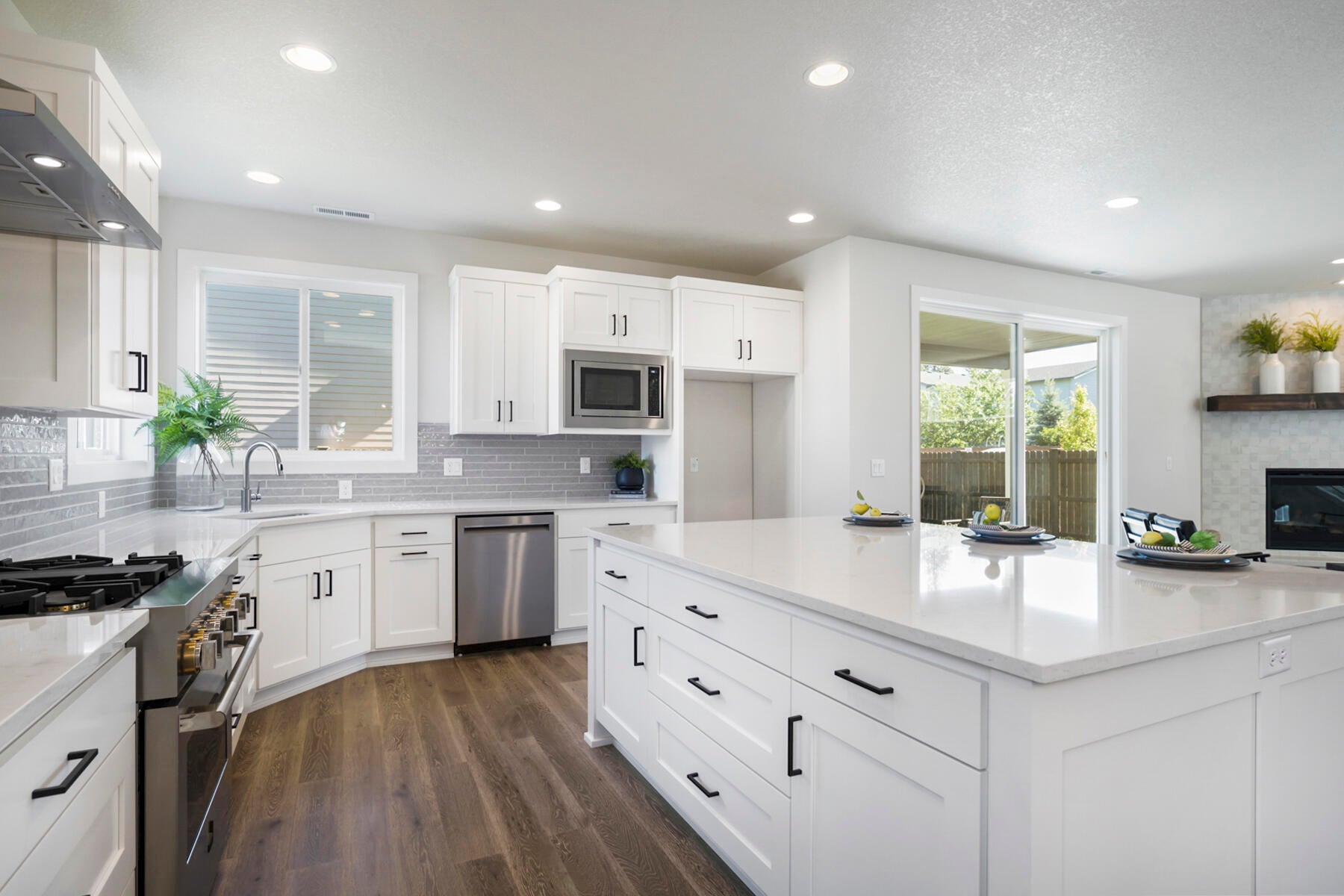 20248 Halfway Road, Unit LOT 7 Bend, OR 97703 - Photo 6 of 24 Kitchen island