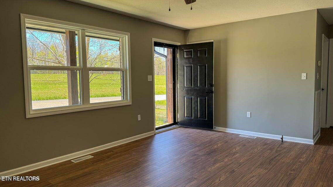 2315 Pine Grove Road Winfield, TN 37892 - Photo 12 of 30 20250417182638816900000000-o