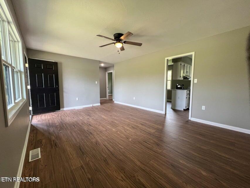 2315 Pine Grove Road Winfield, TN 37892 - Photo 14 of 30 20250421175904013068000000-o