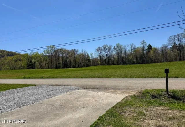 $199,000 | 2315 Pine Grove Road, Winfield, TN 37892