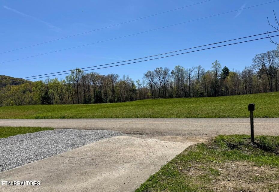 2315 Pine Grove Road Winfield, TN 37892 - Photo 26 of 30 20250417182452083153000000-o (1)