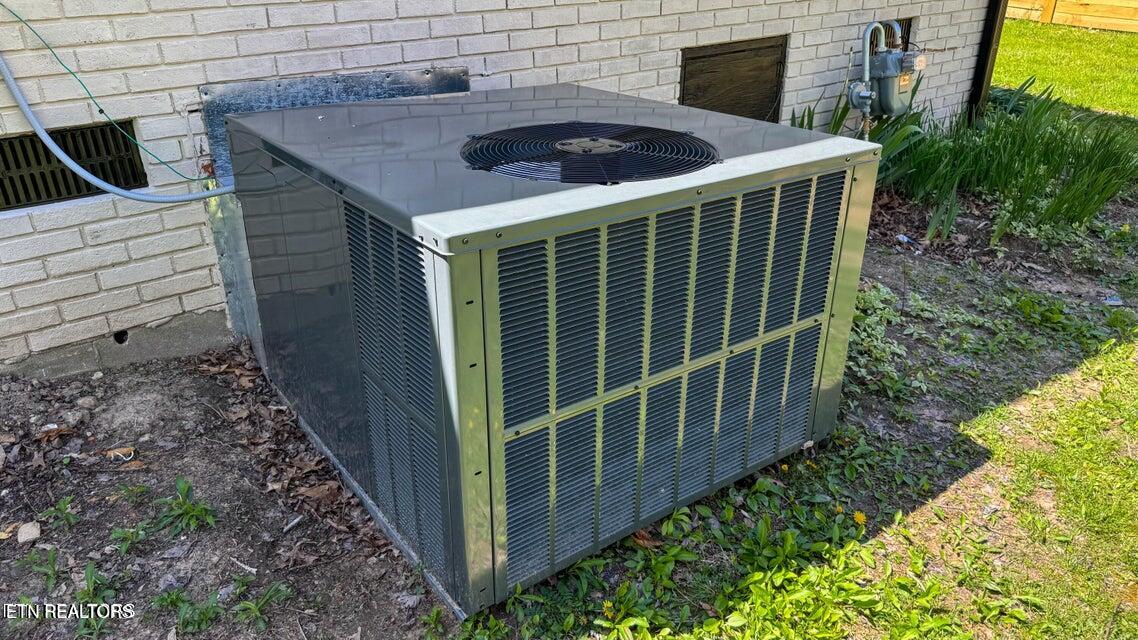 2315 Pine Grove Road Winfield, TN 37892 - Photo 28 of 30 20250417183007931502000000-o