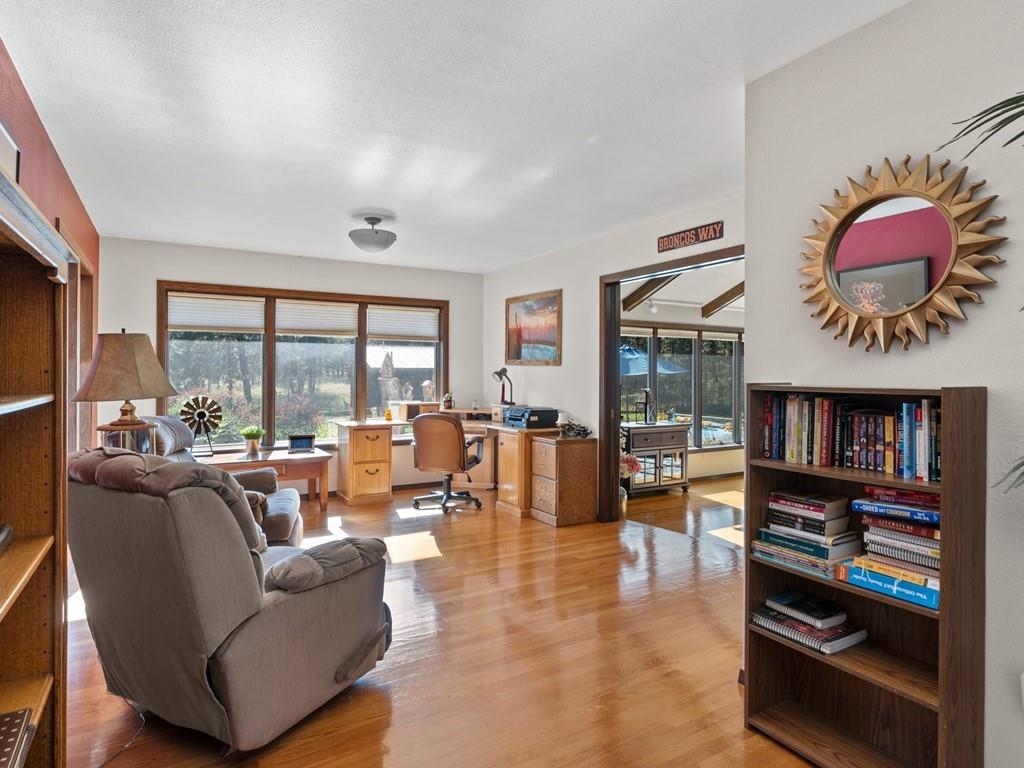 12506 South Gardner Road Cheney, WA 99004 - Photo 7 of 50