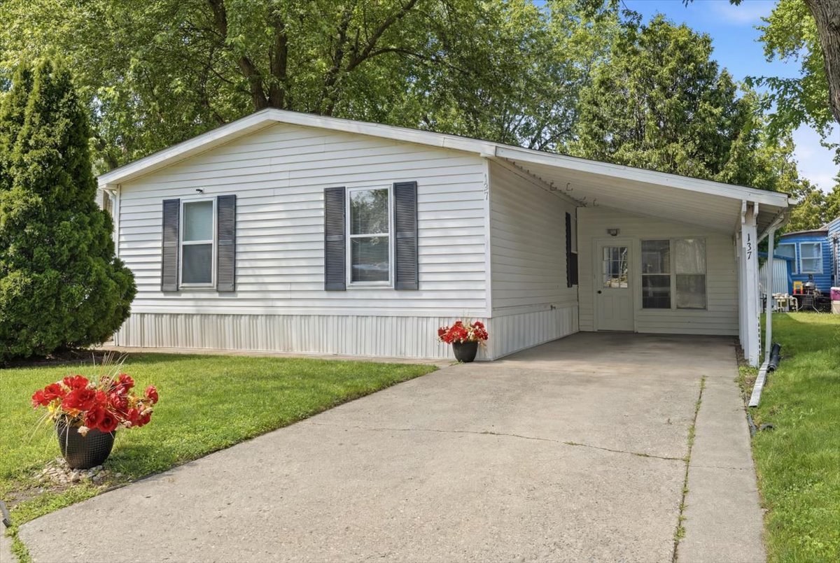 38703 North Sheridan Road, Unit 137 Beach Park, IL 60099 - Photo 1 of 18