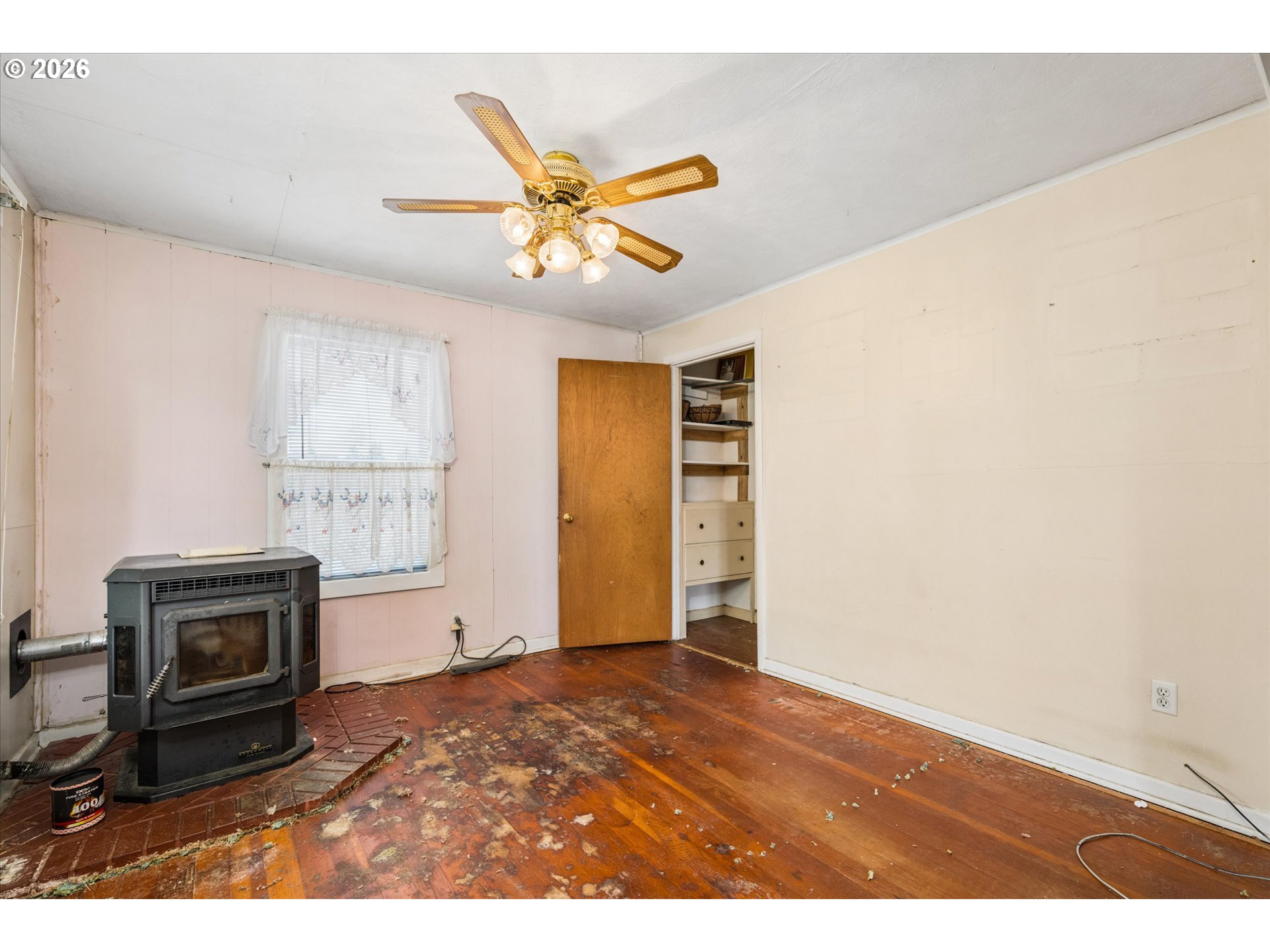 940 West M Street Springfield, OR 97477 - Photo 11 of 32