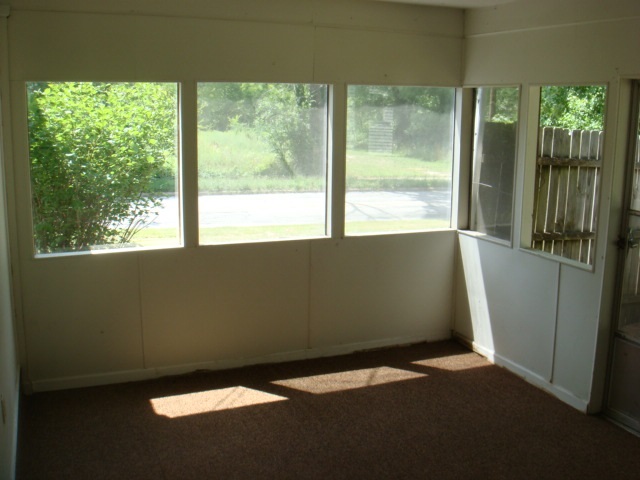2914 Locust Road South Bend, IN 46614 - Photo 15 of 16 Gallery Image 15