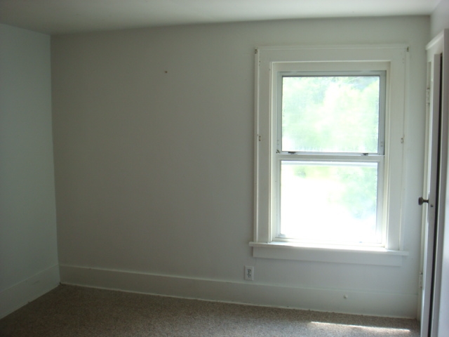 2914 Locust Road South Bend, IN 46614 - Photo 5 of 16 Gallery Image 5