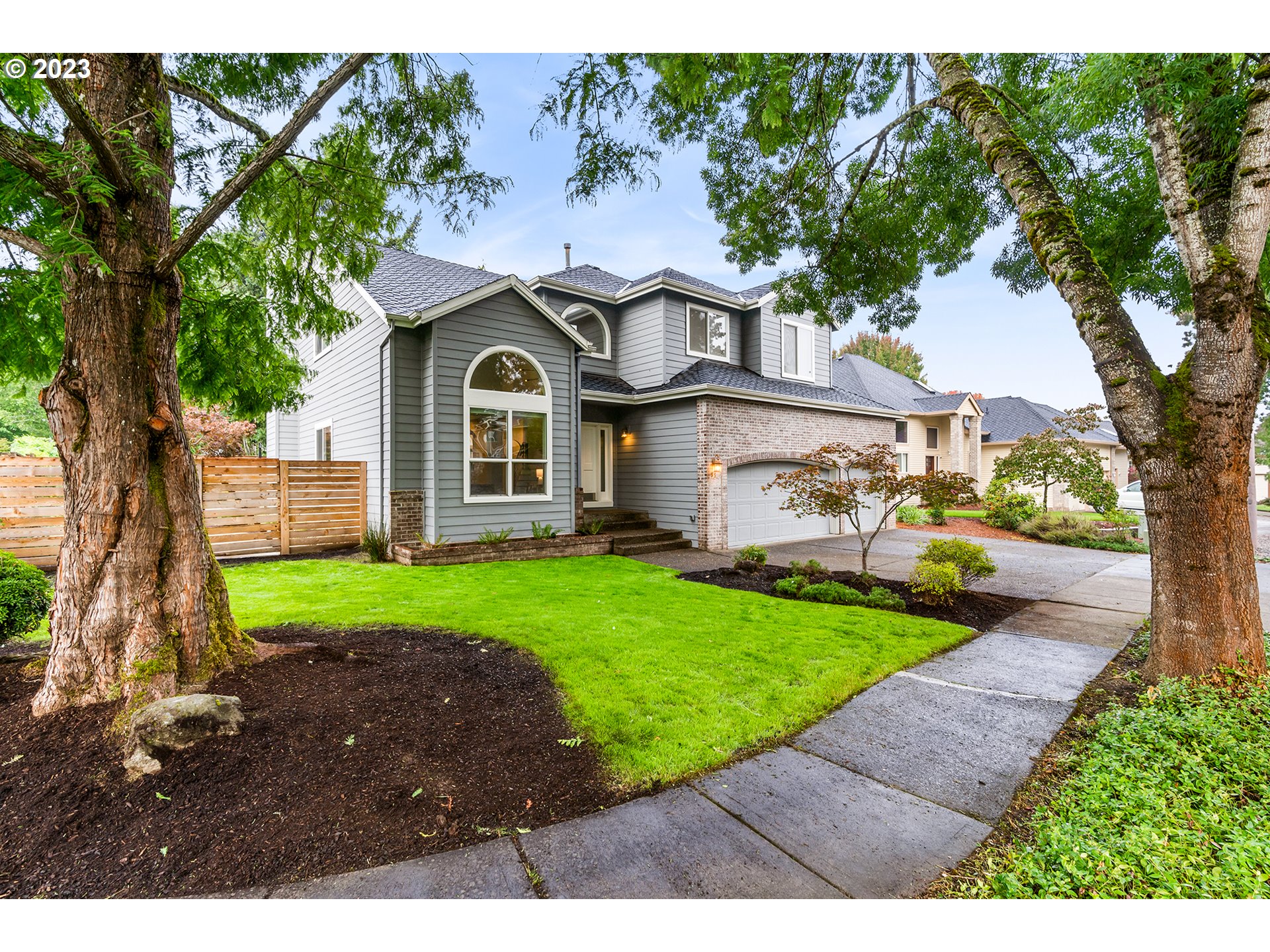 95 Southwest 167th Avenue Beaverton, OR 97006 - Photo 2 of 45