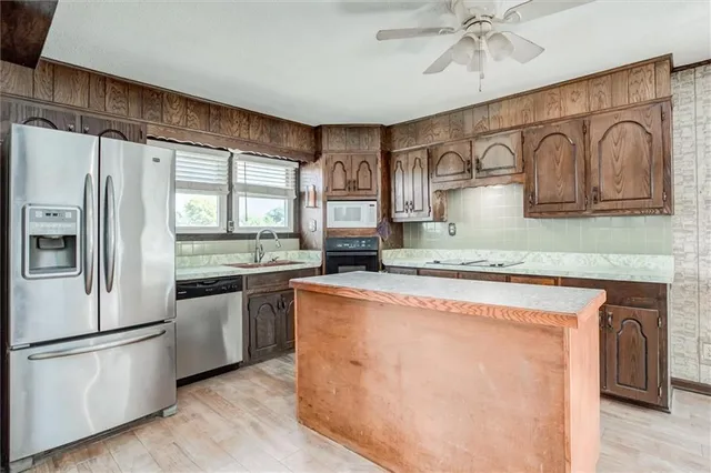 $410,000 | 1898 Dade School Road, Odessa, MO 64076