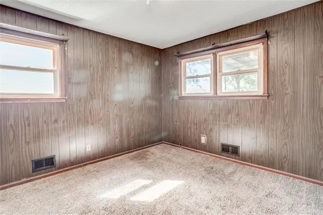 $410,000 | 1898 Dade School Road, Odessa, MO 64076