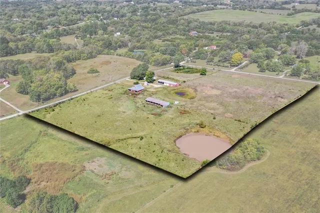 $410,000 | 1898 Dade School Road, Odessa, MO 64076