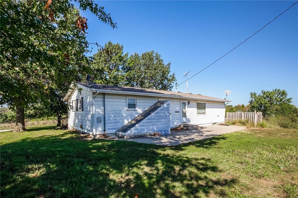 1898 Dade School Road Odessa, MO 64076 - Photo 5 of 44