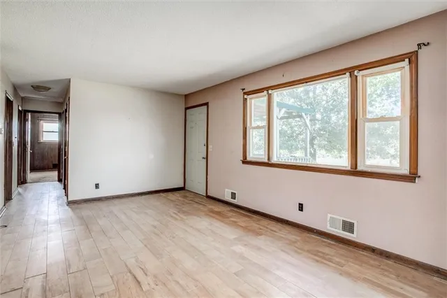 $410,000 | 1898 Dade School Road, Odessa, MO 64076