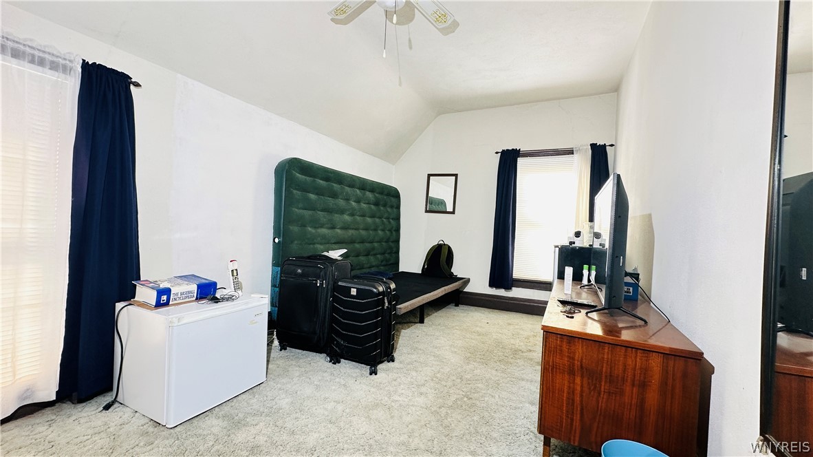 727 19th Street Niagara Falls, NY 14301 - Photo 16 of 30