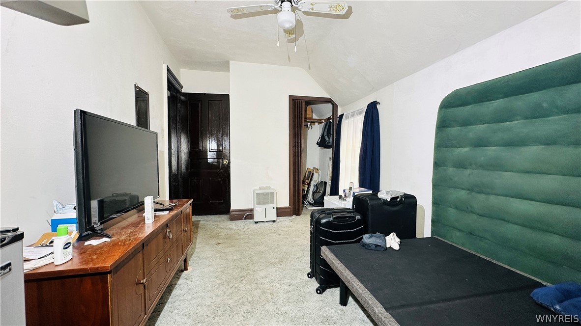 727 19th Street Niagara Falls, NY 14301 - Photo 18 of 30