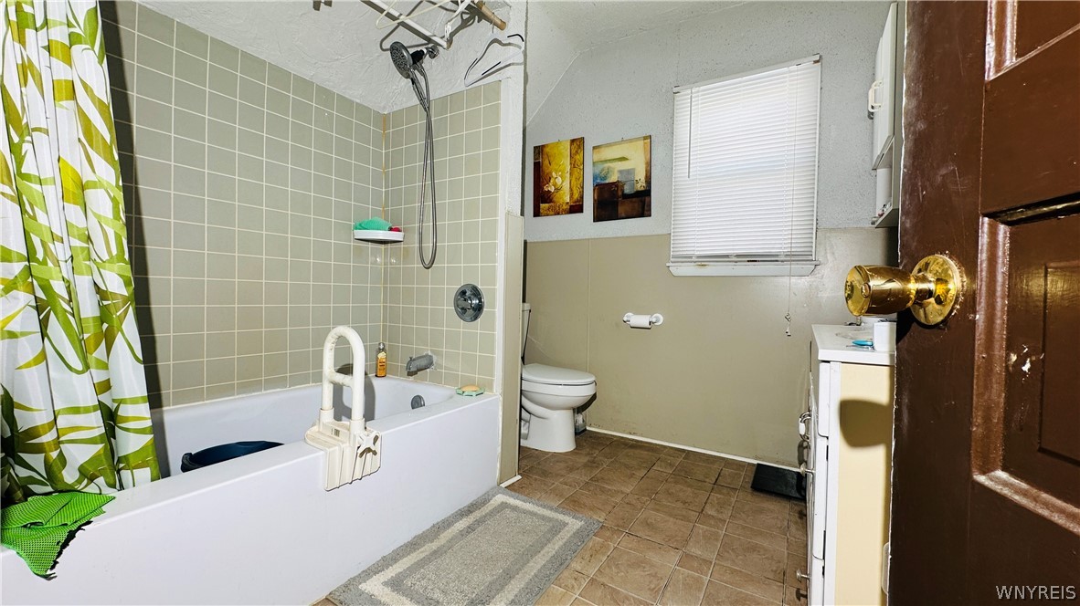 727 19th Street Niagara Falls, NY 14301 - Photo 22 of 30