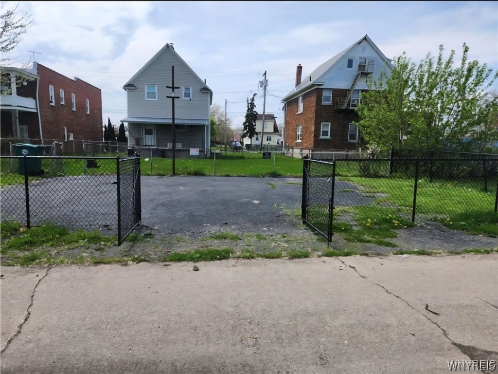 727 19th Street Niagara Falls, NY 14301 - Photo 29 of 30