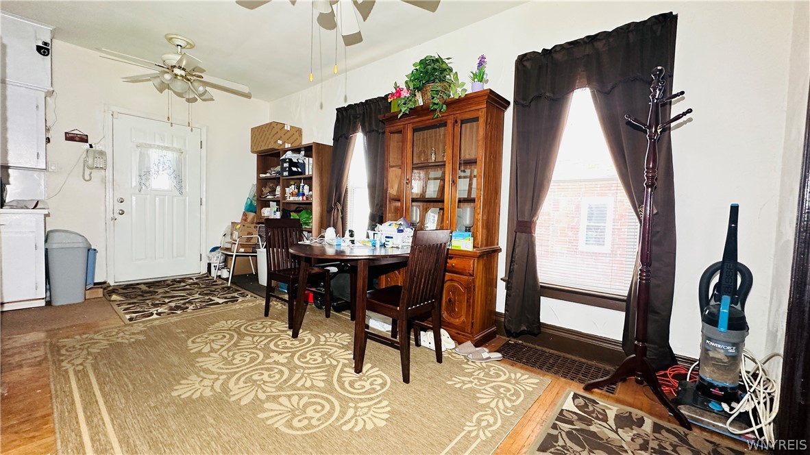 727 19th Street Niagara Falls, NY 14301 - Photo 8 of 30