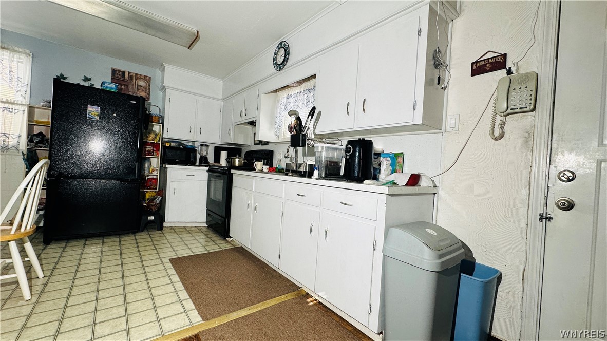 727 19th Street Niagara Falls, NY 14301 - Photo 9 of 30