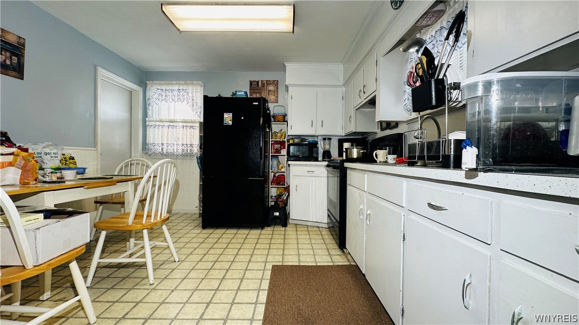 727 19th Street Niagara Falls, NY 14301 - Photo 10 of 30