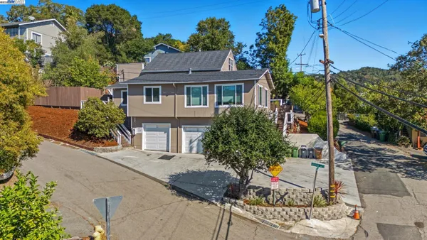 $1,498,000 | 17 Prospect Drive, San Rafael, CA 94901