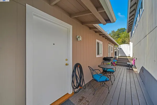$1,498,000 | 17 Prospect Drive, San Rafael, CA 94901