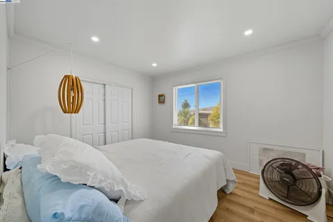 $1,498,000 | 17 Prospect Drive, San Rafael, CA 94901