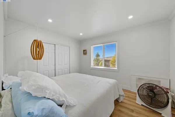 $1,498,000 | 17 Prospect Drive, San Rafael, CA 94901