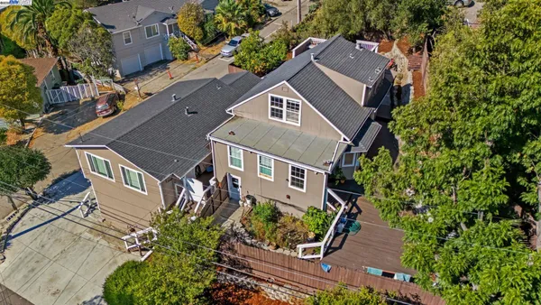 $1,498,000 | 17 Prospect Drive, San Rafael, CA 94901