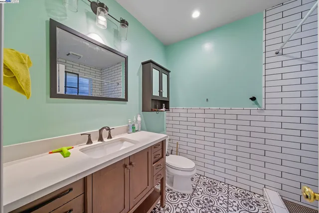 $1,550,000 | 17 Prospect Drive, San Rafael, CA 94901