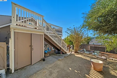 $1,498,000 | 17 Prospect Drive, San Rafael, CA 94901