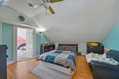 $1,498,000 | 17 Prospect Drive, San Rafael, CA 94901