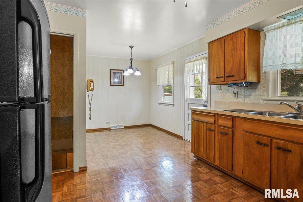 3 Palomino Road Springfield, IL 62702 - Photo 8 of 40