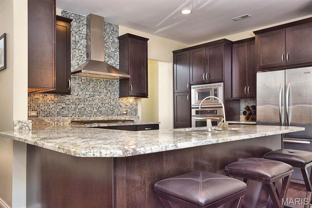 6451 Clayton Road, Unit 303 St. Louis, MO 63117 - Photo 4 of 18