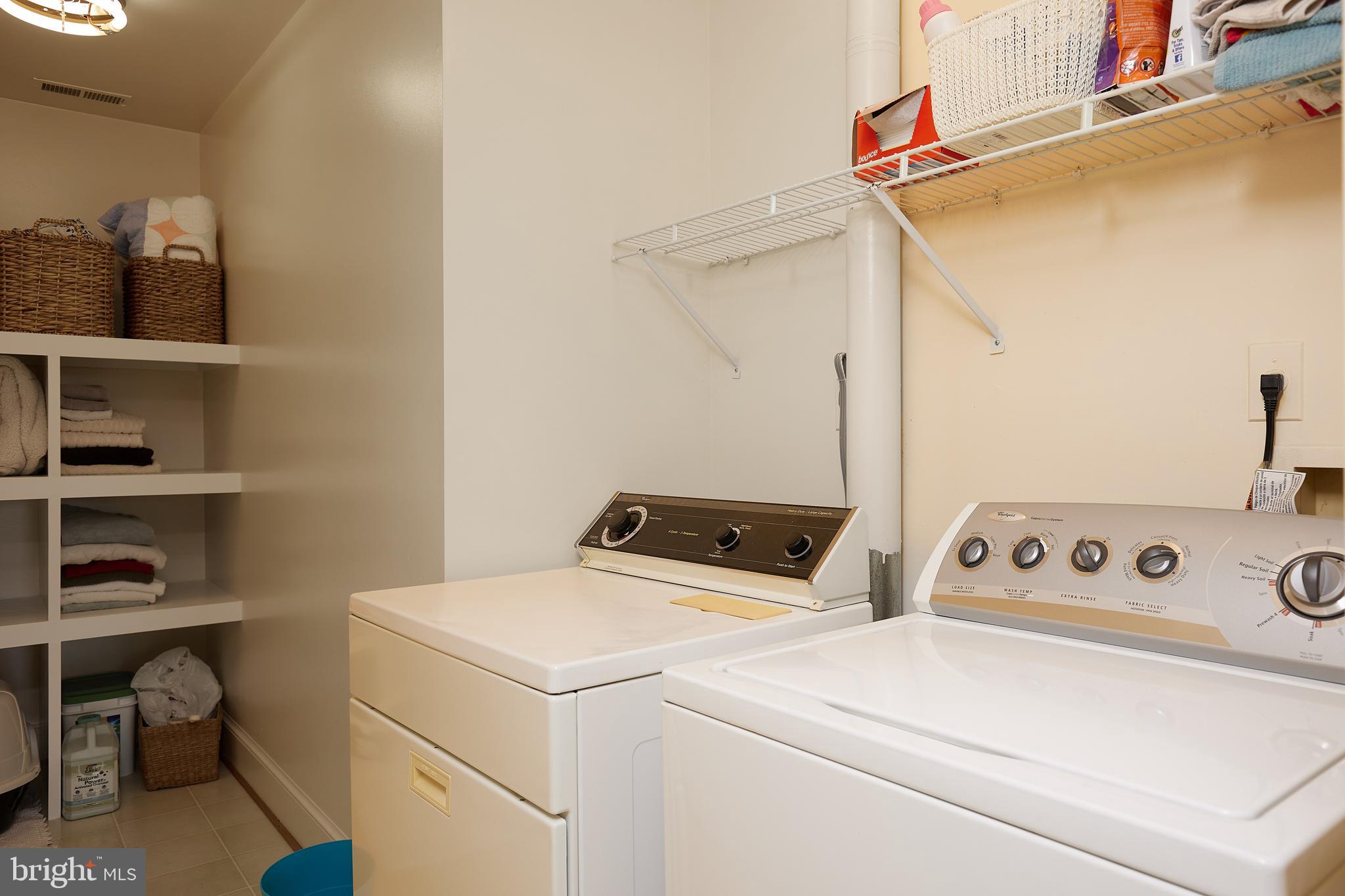 19100 Barnesville Road Barnesville, MD 20838 - Photo 23 of 70 Upper level laundry room