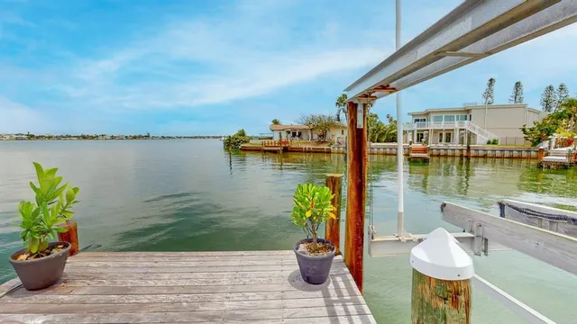 $6,900 | 5960 Bahama Way North, St. Pete Beach, FL 33706