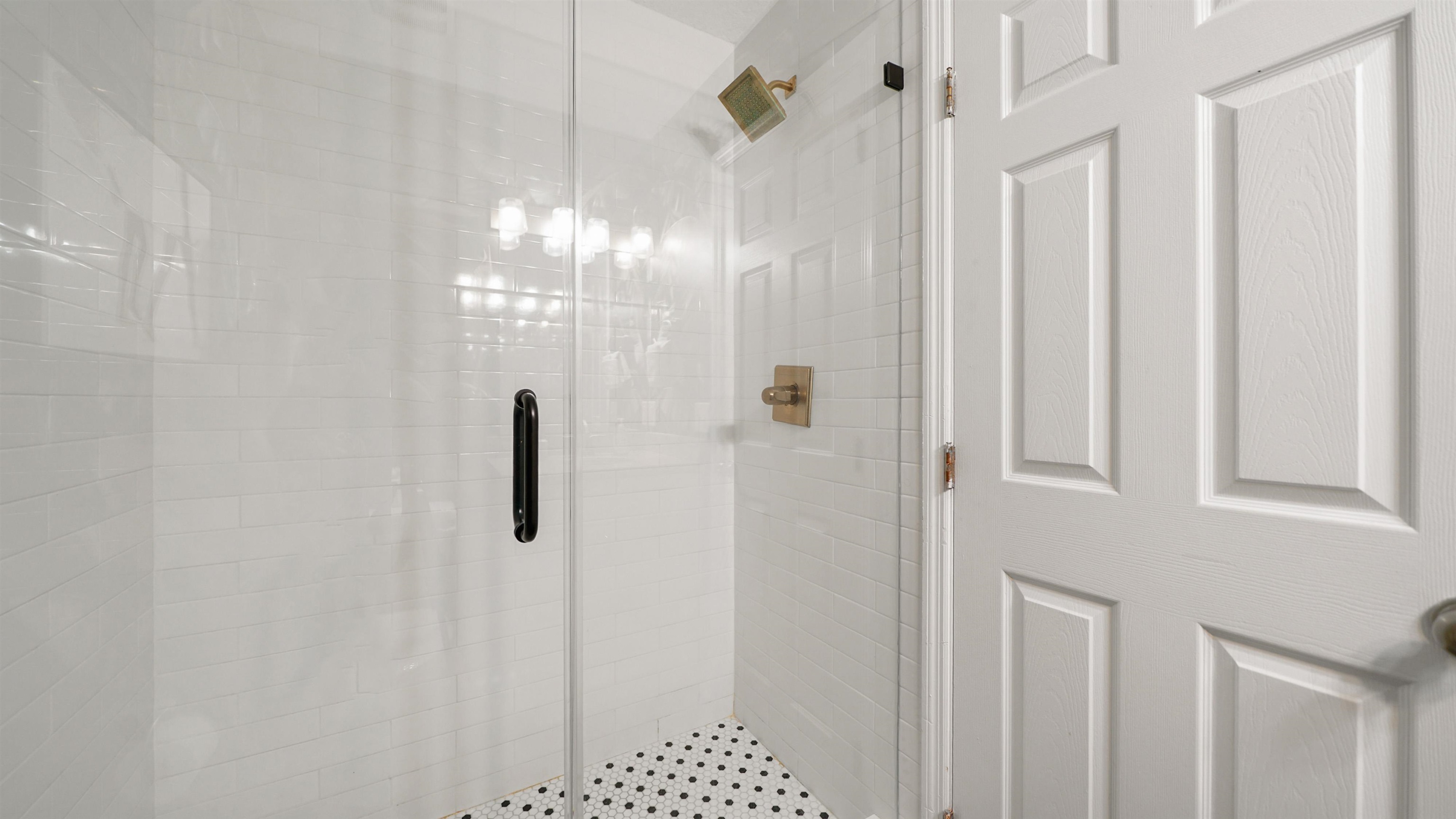 108 A Street, Unit A St. Augustine, FL 32080 - Photo 19 of 38 a bathroom with a shower