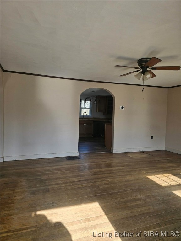 1105 West Walnut Street Salem, IN 47167 - Photo 2 of 16