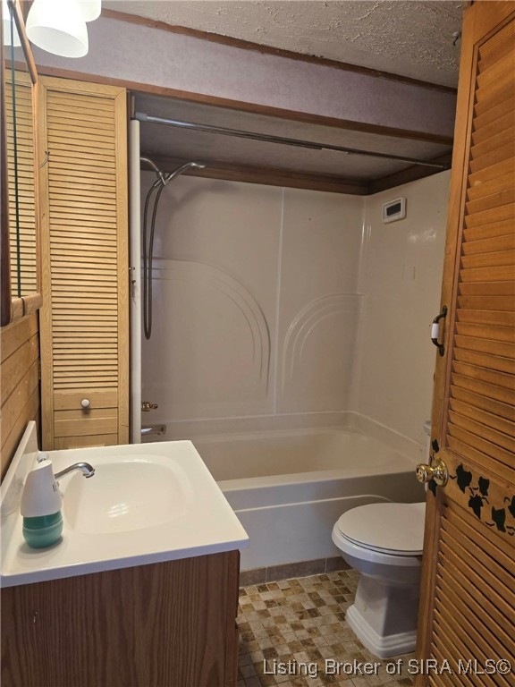 1105 West Walnut Street Salem, IN 47167 - Photo 8 of 16