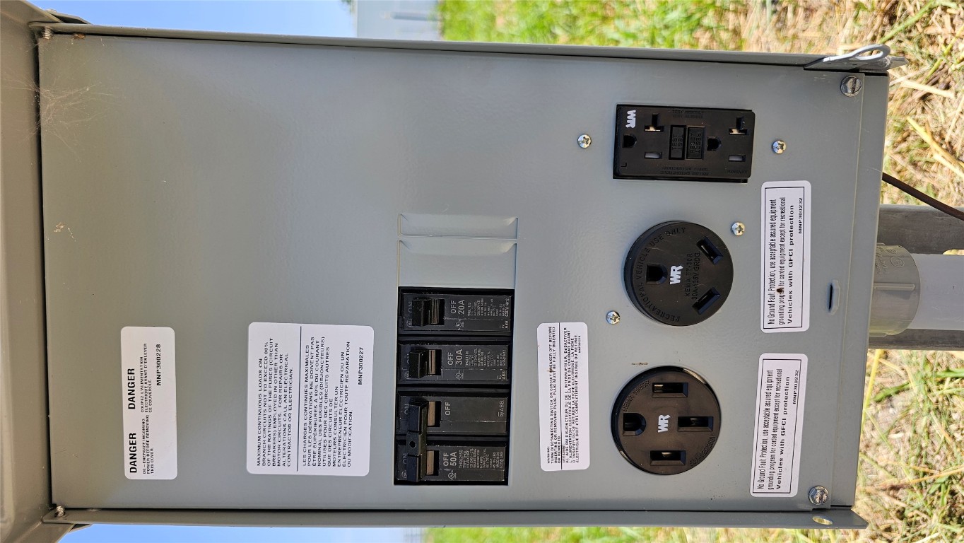 2069 County Road 455 Coupland, TX 78615 - Photo 3 of 11