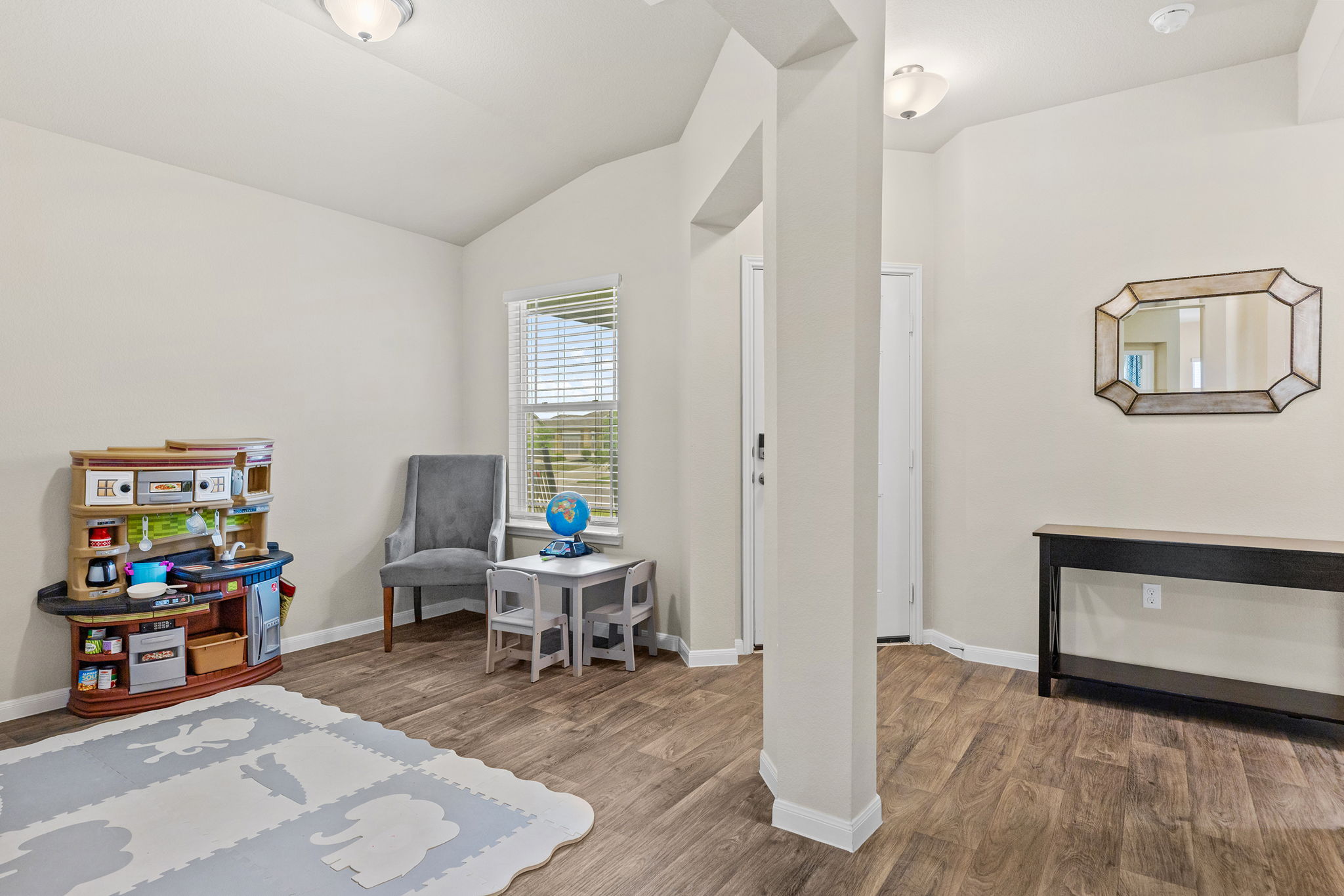 404 Cassandra Drive Hutto, TX 78634 - Photo 30 of 40