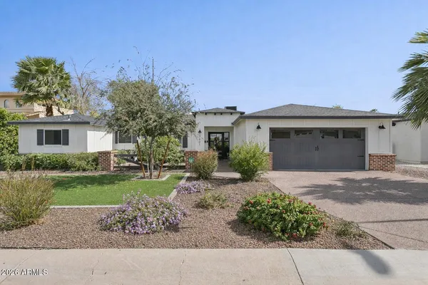 $1,835,000 | 3021 North 47th Place, Phoenix, AZ 85018