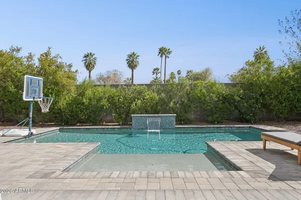 $1,835,000 | 3021 North 47th Place, Phoenix, AZ 85018