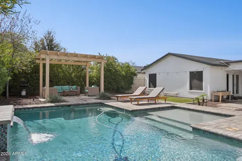 $1,835,000 | 3021 North 47th Place, Phoenix, AZ 85018