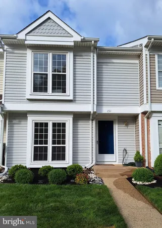$434,900 | 151 Edinburgh Square, Sterling, VA 20164