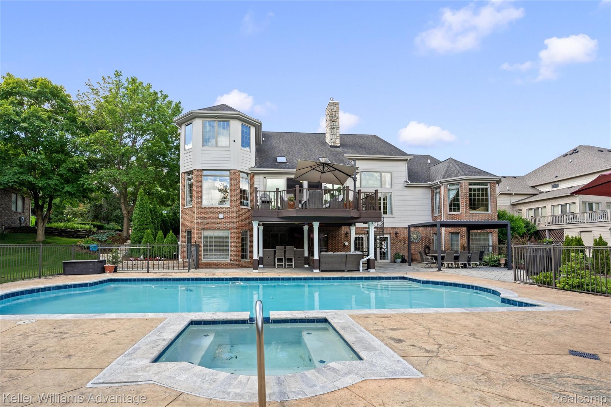 22878 Tree Top Court South Lyon, MI 48178 - Photo 48 of 75 67-Tree Top -68.jpg